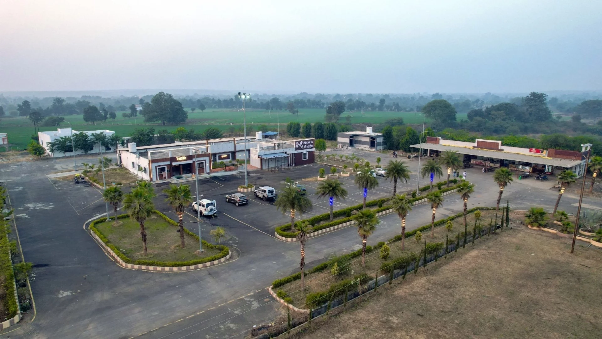 Shree Ji Hotel & Resort