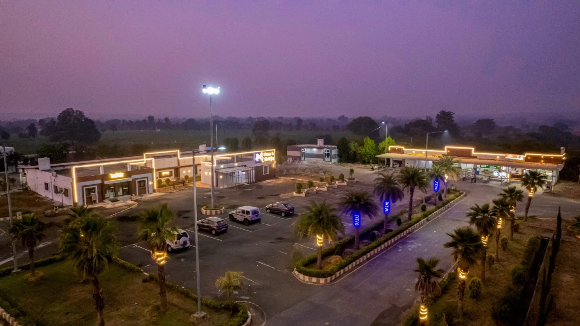 Shree Ji Hotel & Resort